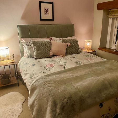 Honeysuckle Cottage Longnor  Bagian luar foto