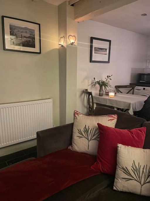 Honeysuckle Cottage Longnor  Bagian luar foto